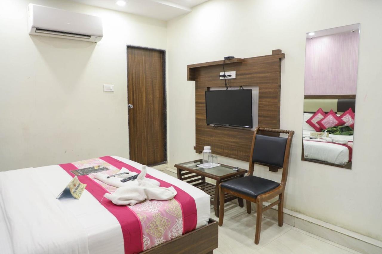 Hotel Plaza Executive - Near Bkc Bombay Exterior foto
