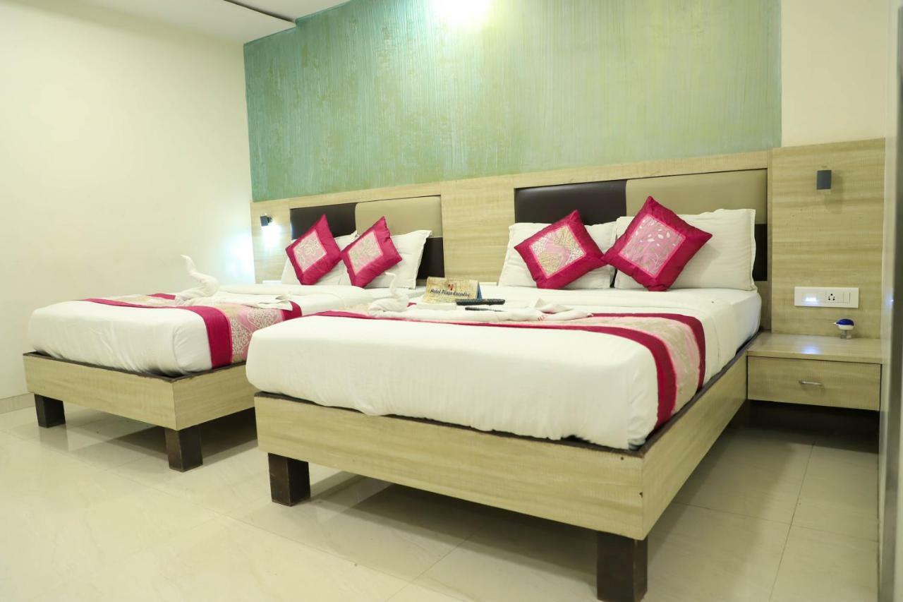 Hotel Plaza Executive - Near Bkc Bombay Exterior foto