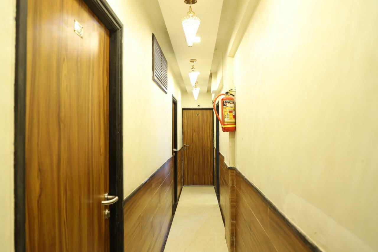 Hotel Plaza Executive - Near Bkc Bombay Exterior foto